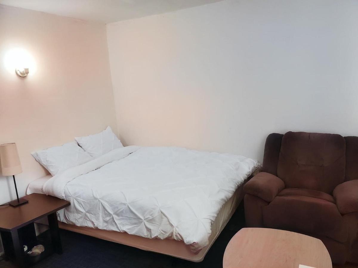 Booking-Eddy- Single Room With Self Check-In Hull 외부 사진