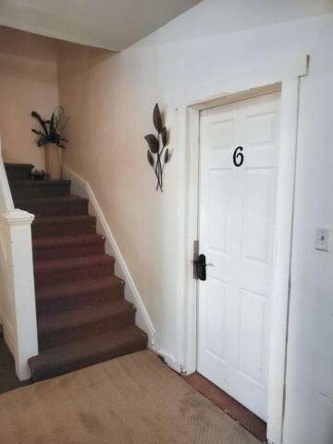 Booking-Eddy- Single Room With Self Check-In Hull 외부 사진
